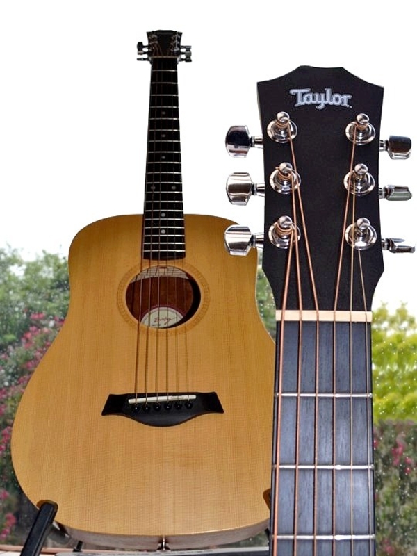 Taylor Baby acoustic guitar. Spruce top. Pre-Mexican production  Awesome condition!