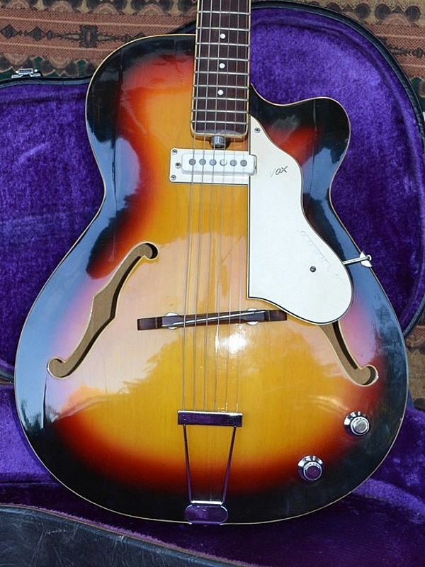 Vox Tornado, vintage thinline guitar, 1967. All original.