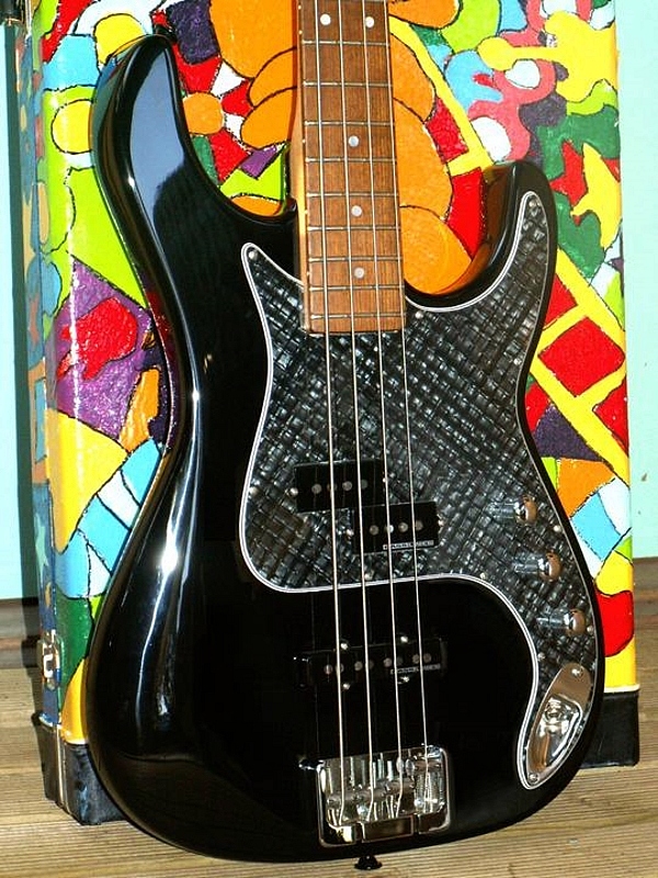 Prototype P/J Bass from one of America's top pro builders, Mike Lipe