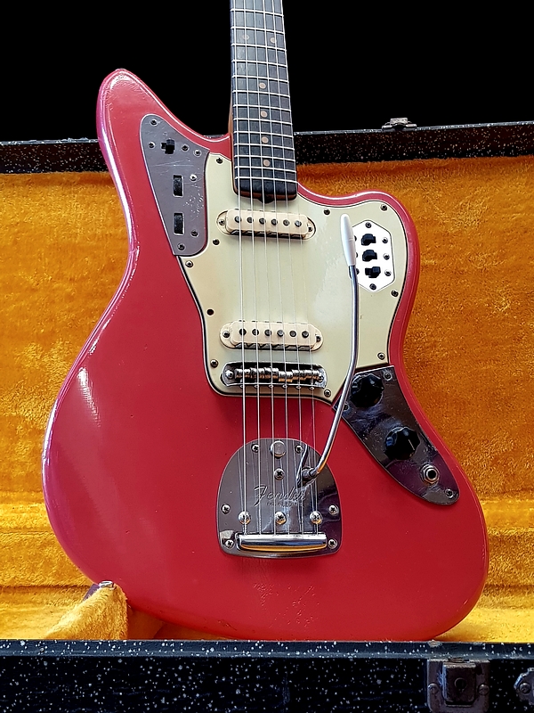 Fender Jaguar, 1964 – Fiesta Red – 100% original