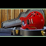 Original Gibson hard shell case