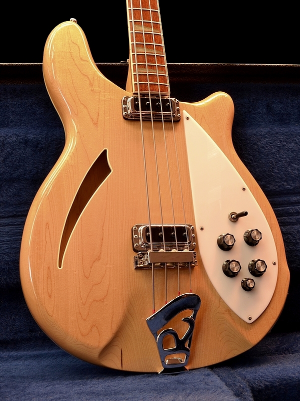 1979 Rickenbacker 4005 Bass