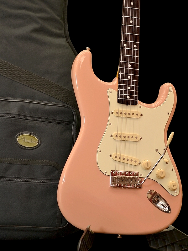 Fender Stratocaster, ’62 reissue – Shell Pink