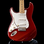 Fender Stratocaster, Candy Apple Red – 40th Anniversary model. LEFTY