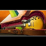 Original Gibson hard shell case
